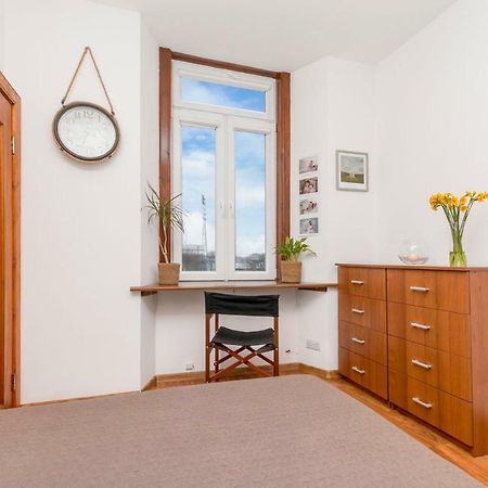 Beautiful Holyrood Park Apartment Эдинбург Экстерьер фото